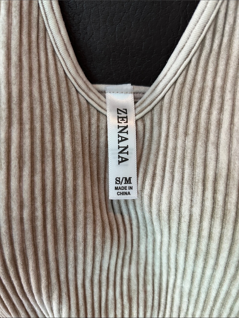 Zenana NEW (S/M) Ribbed V-Neck Crop Tank Top - Light Taupe - Picture 2 of 3